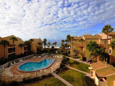 Siesta Key Walk to Beach Vacation Condo with Great Amenities